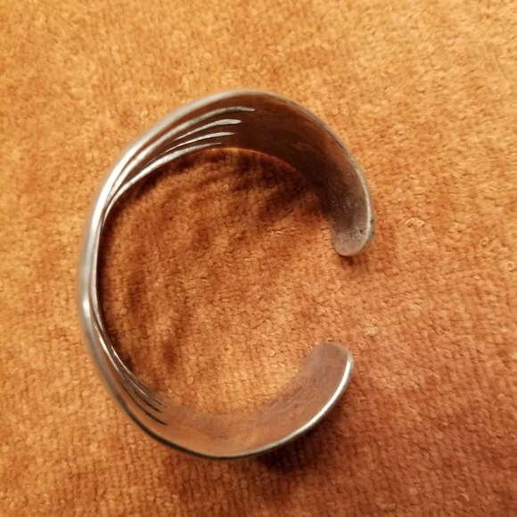 Bracelet, 5 band - Picture 3 of 8